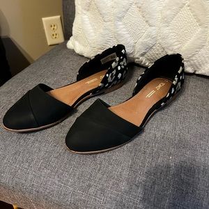Toms Jutti D'Orsay Flat in black with leopard print